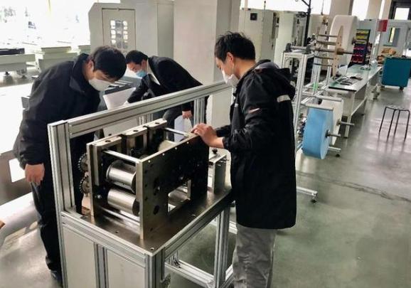 數(shù)控機(jī)床和智能裝備產(chǎn)業(yè)有序復(fù)工 企業(yè)對(duì)“機(jī)器換人”和智能化改